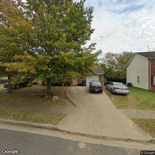 Primary Photo - 211 Tanbark Dr