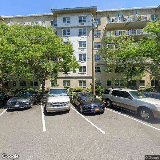 Foto principal - 260 Beach 81st St