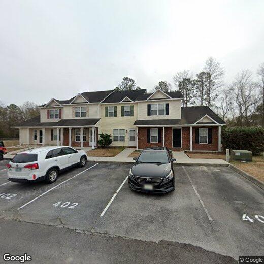 Primary Photo - 402 Meadowbrook Ln