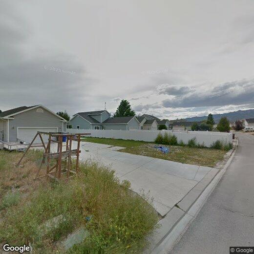 Primary Photo - 1881 Juniper Dr