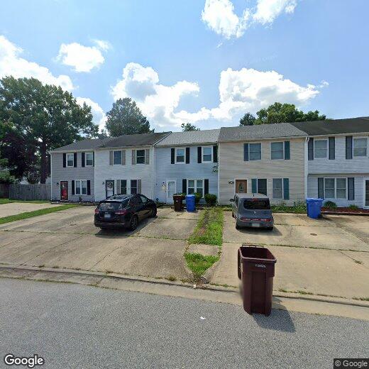 3235 Clover Rd E, Chesapeake, VA 23321 Townhome Rentals in Chesapeake