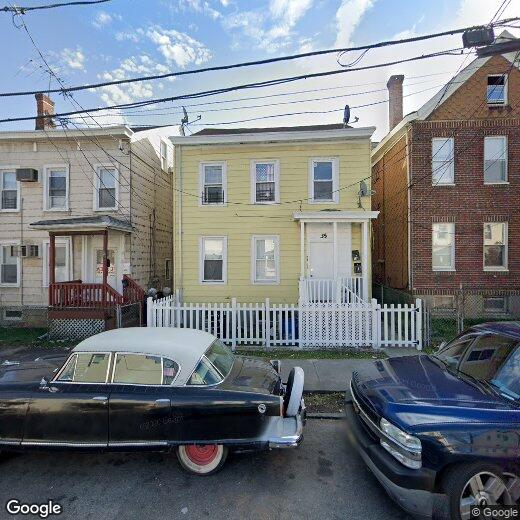 Primary Photo - 35 Butler St