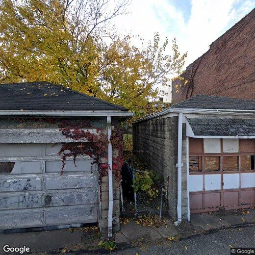 Primary Photo - 136 4th Ave