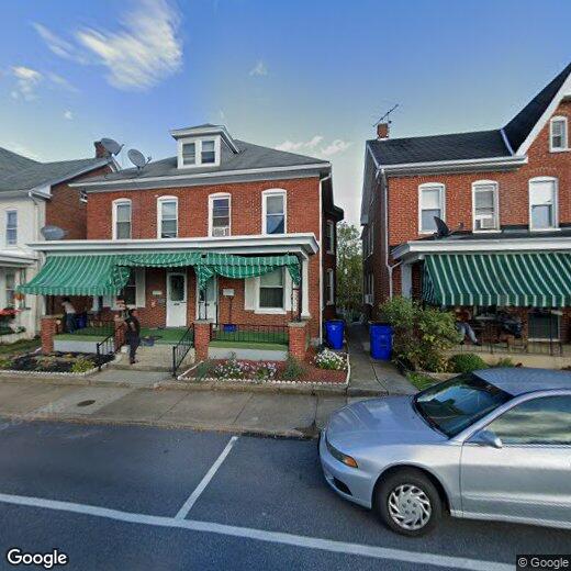 Primary Photo - 216 Hager St