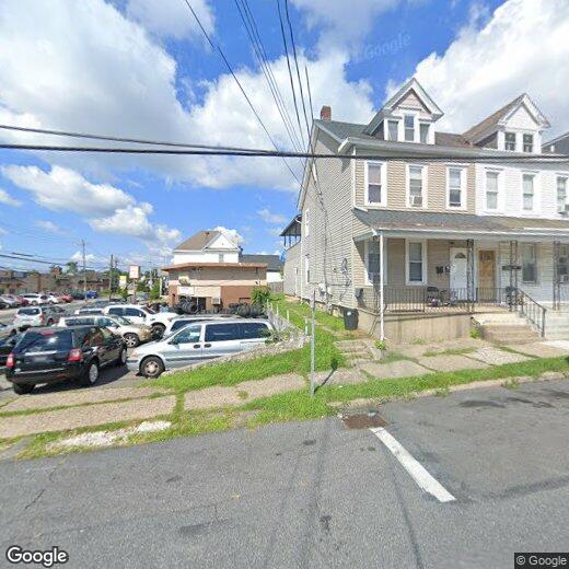 321 S 17th St, Easton, PA 18042 Room for Rent in Easton, PA