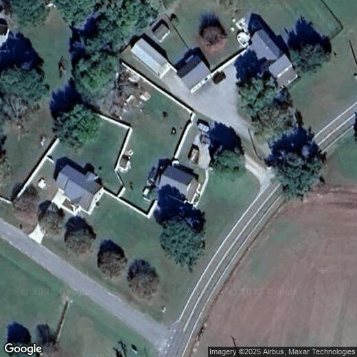 Foto principal - 306 Maple Rd