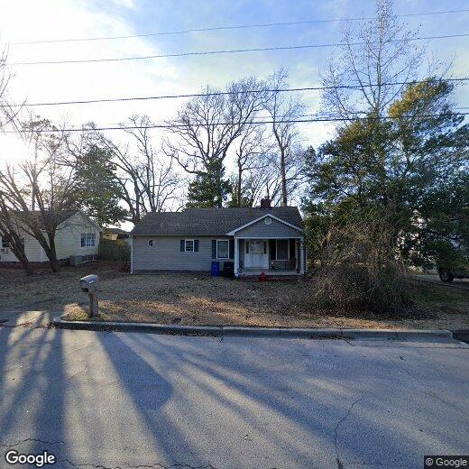 Foto principal - 414 Sherwood Rd