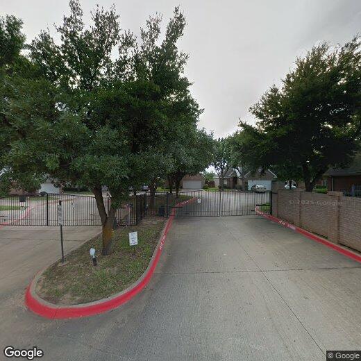 Primary Photo - 611 Ashbrook Ct