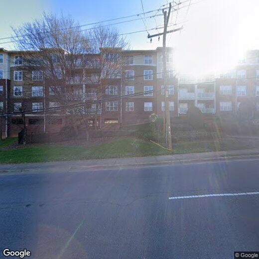1000 E Woodlawn Rd Unit 104, Charlotte, NC 28209 Condo for Rent in