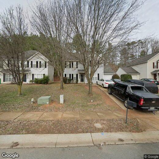 Foto principal - 3334 Nevin Brook Rd