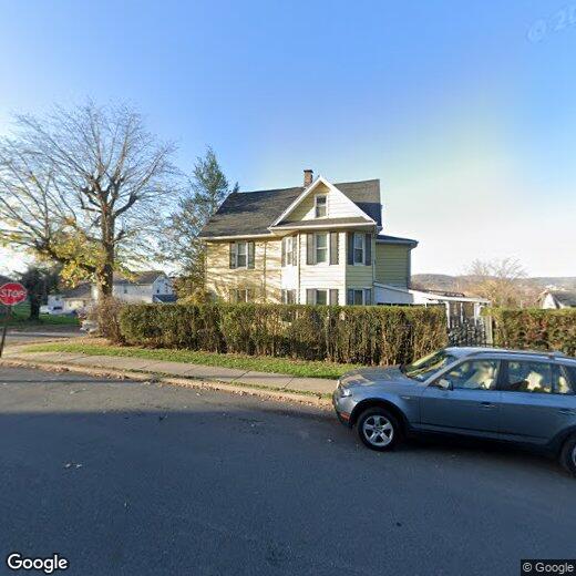 Foto principal - 145 Linden St