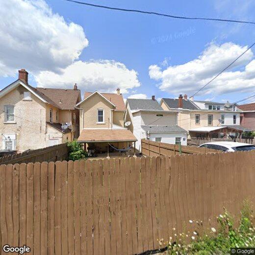 Primary Photo - 124 W Graham Pl