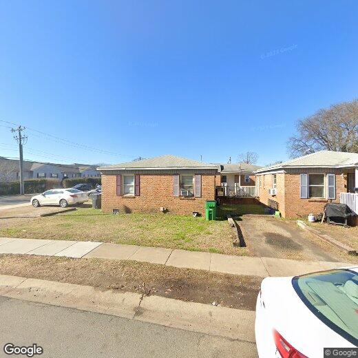 Foto principal - 2100 Catherine Simmons Ave