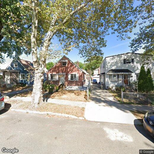 Foto principal - 81-35 251st St