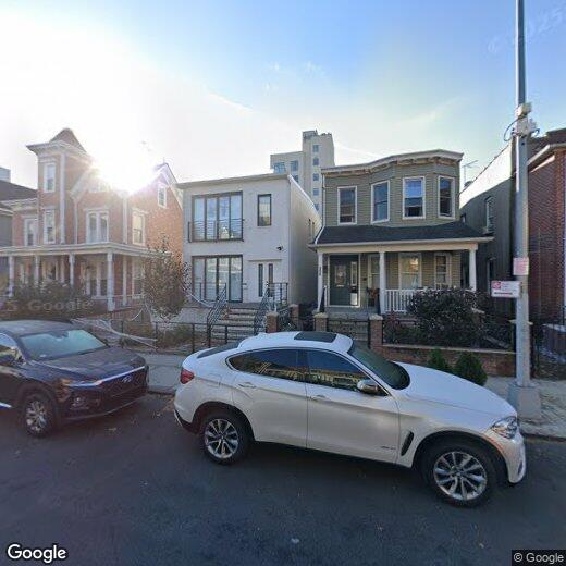 Primary Photo - 296 Fenimore St