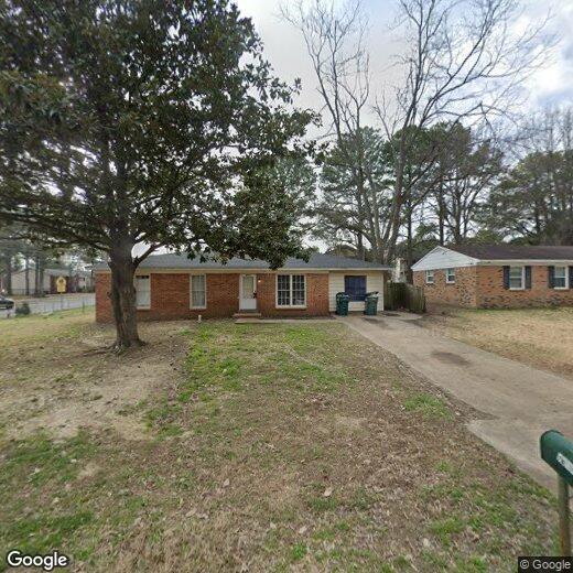 Primary Photo - 8015 Pinebrook Dr