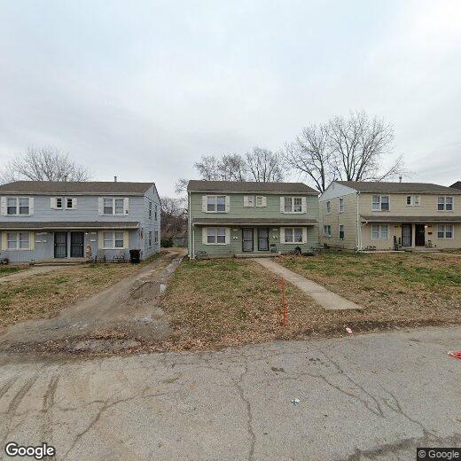 Foto principal - 2 STORY DUPLEX!!!
