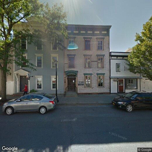 Primary Photo - 125 Warren St