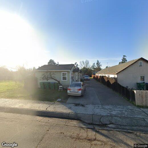 Primary Photo - 1 br, 1 bath House - 735 S. Sacramento St. #3