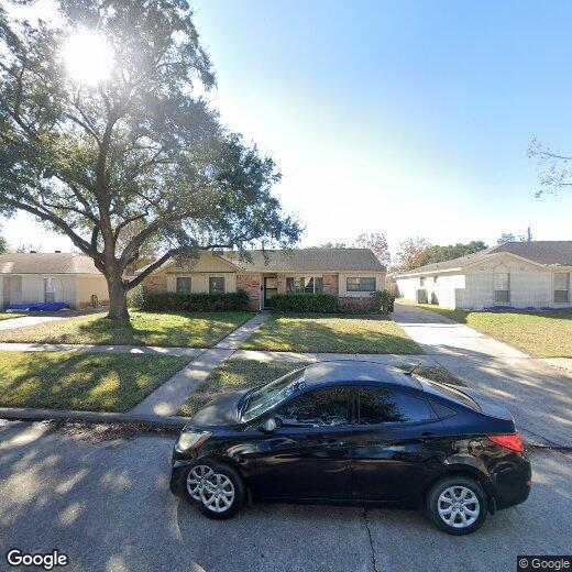 Foto principal - 8919 Sharpcrest St