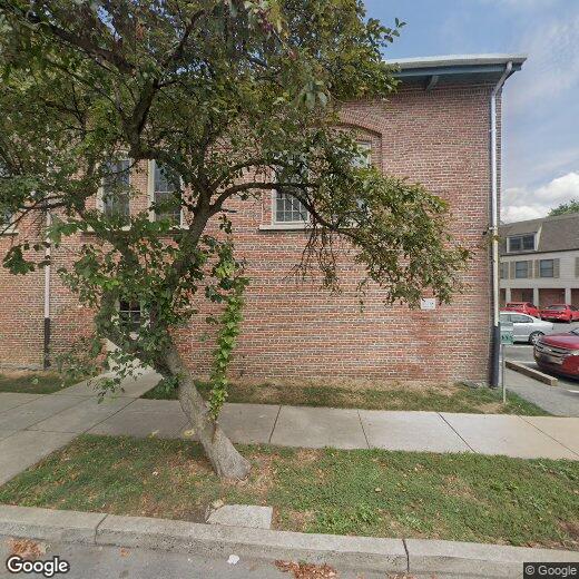 Charming 2 Bed 1.5 Bath Townhouse Townhome Rentals in Lancaster PA