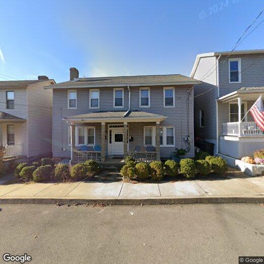 Primary Photo - 617 Straight St