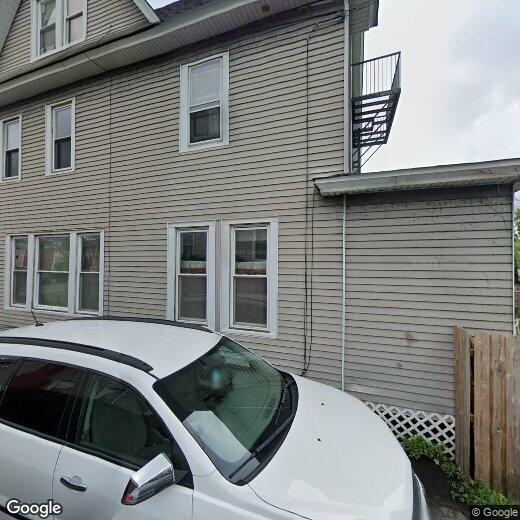 Primary Photo - 637 Moosic St
