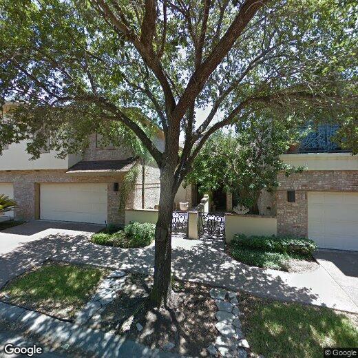 Primary Photo - 109 E Del Mar Blvd