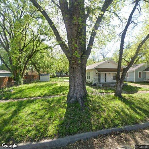 934 NE Oakland Ave, Topeka, KS 66616 House Rental in Topeka, KS