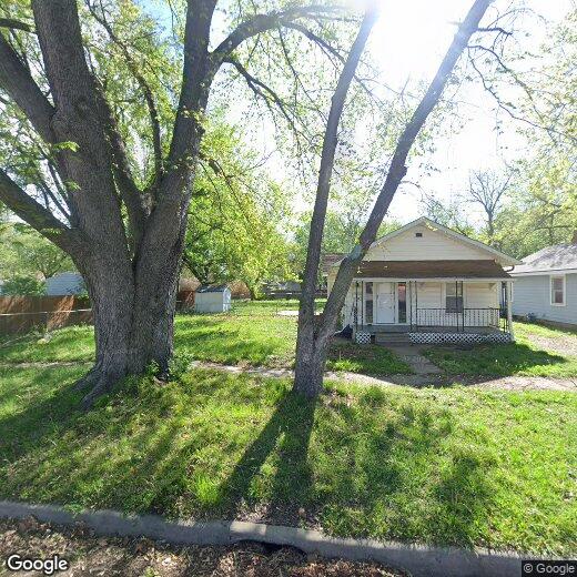 934 NE Oakland Ave, Topeka, KS 66616 House Rental in Topeka, KS