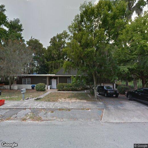 Primary Photo - 1 bedroom in 6 bed house available near la...