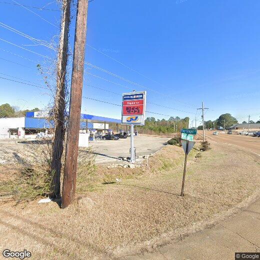 Primary Photo - 908 N Flag Chapel Rd