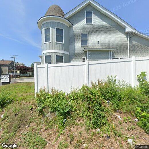 215 Washington Rd, Sayreville, NJ 08872 Room for Rent in Sayreville