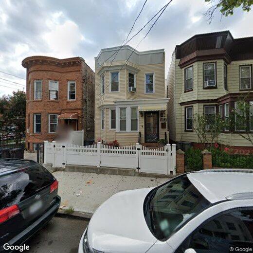 Primary Photo - 66 Grant Ave
