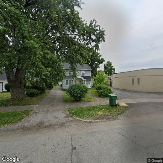 Primary Photo - 296 Glen Ellyn Way