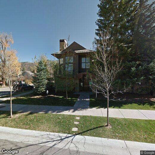 Primary Photo - 304 S Garmisch St