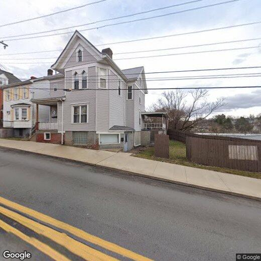 511 S Main St, Greensburg, PA 15601 Room for Rent in Greensburg, PA