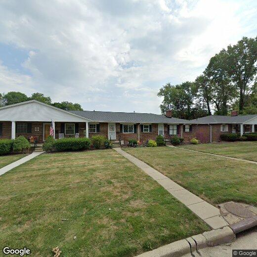 1068 E 10th St, Salem, OH 44460 Condo for Rent in Salem, OH