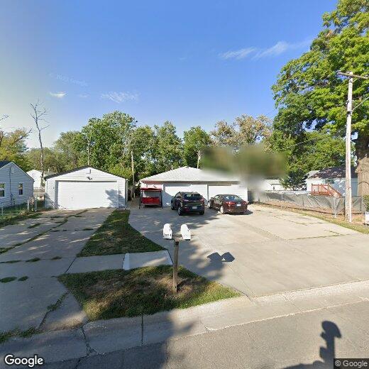 Primary Photo - 2420 Potter St