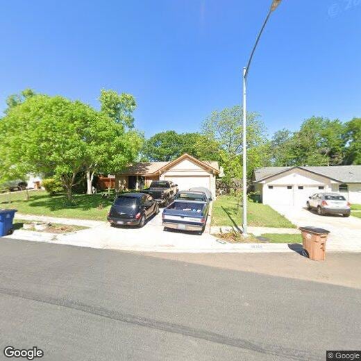 Foto principal - 10206 Oak Hollow Cir