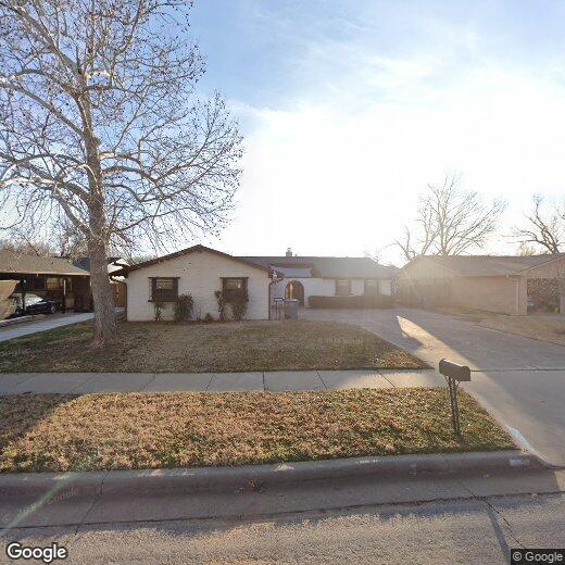 2305 NW Ivanhoe Pl, Lawton, OK 73505 House for Rent in Lawton, OK