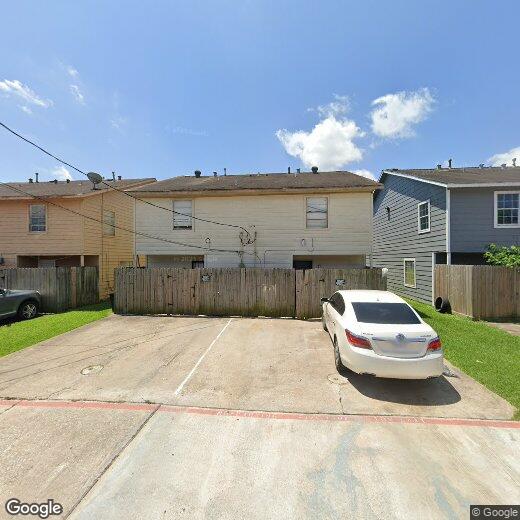 Primary Photo - 12308 Ormandy St