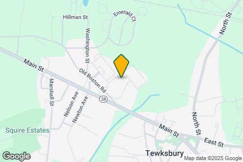 Residences at Tewksbury Commons photo'