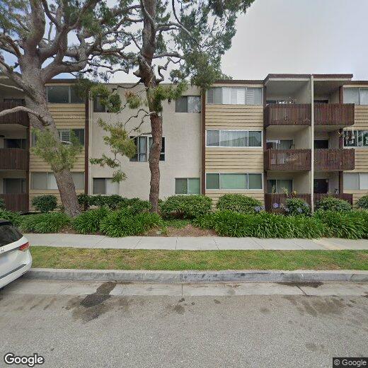 Primary Photo - 6050 Canterbury Dr