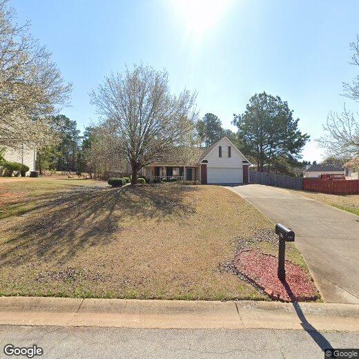 Foto principal - 3 Bedroom Pet-Friendly Home in Covington, ...