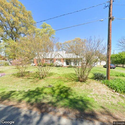 Primary Photo - 5804 N Crestwood Ave