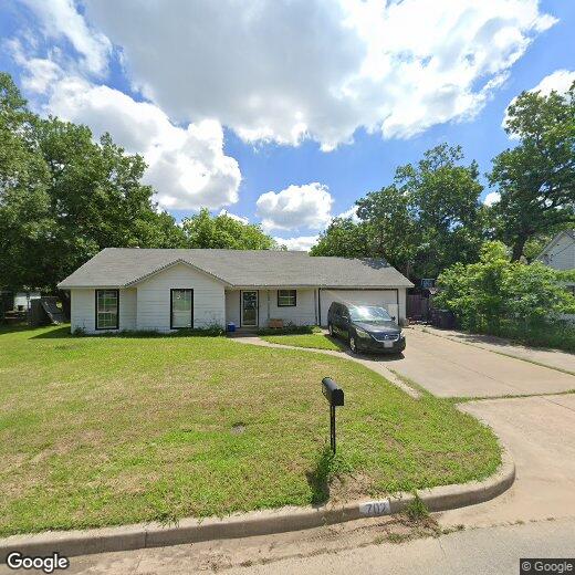 702 N Walnut St, Cleburne, TX 76033 House for Rent in Cleburne, TX