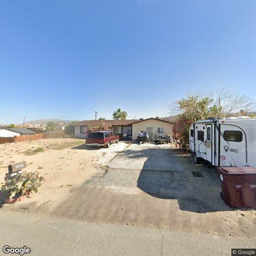 Primary Photo - 3 Bedroom 2 Bathroom Home with 1 Bedroom 1...