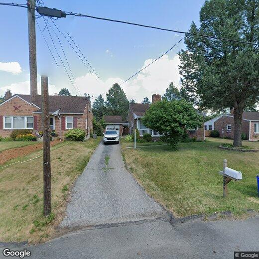 3 br, 2 bath House 2459 Northland Avenue House Rental in York, PA