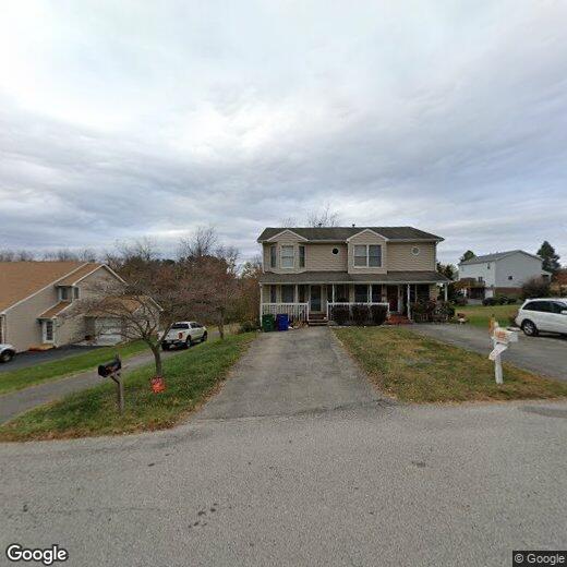 Foto principal - 3 Bedroom, 2.5 Bath Duplex